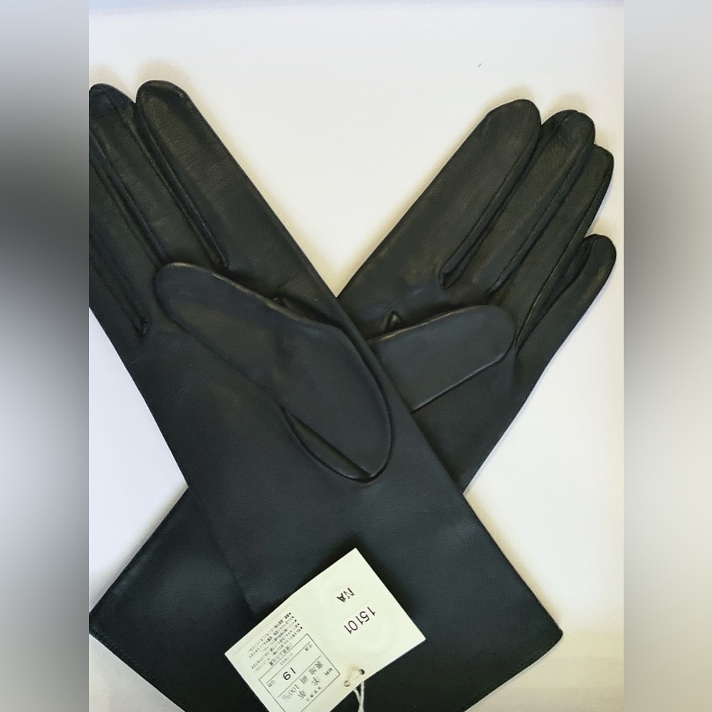 Christian Dior Black Leather Gloves - Picture 4 of 6